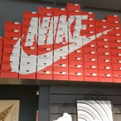 Why Successful Businesses Buy Custom Printed Boxes